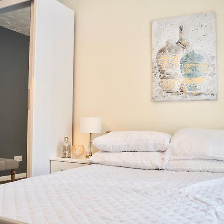 Stylish And Homely 4 Bedroom Home In East London Eksteriør billede