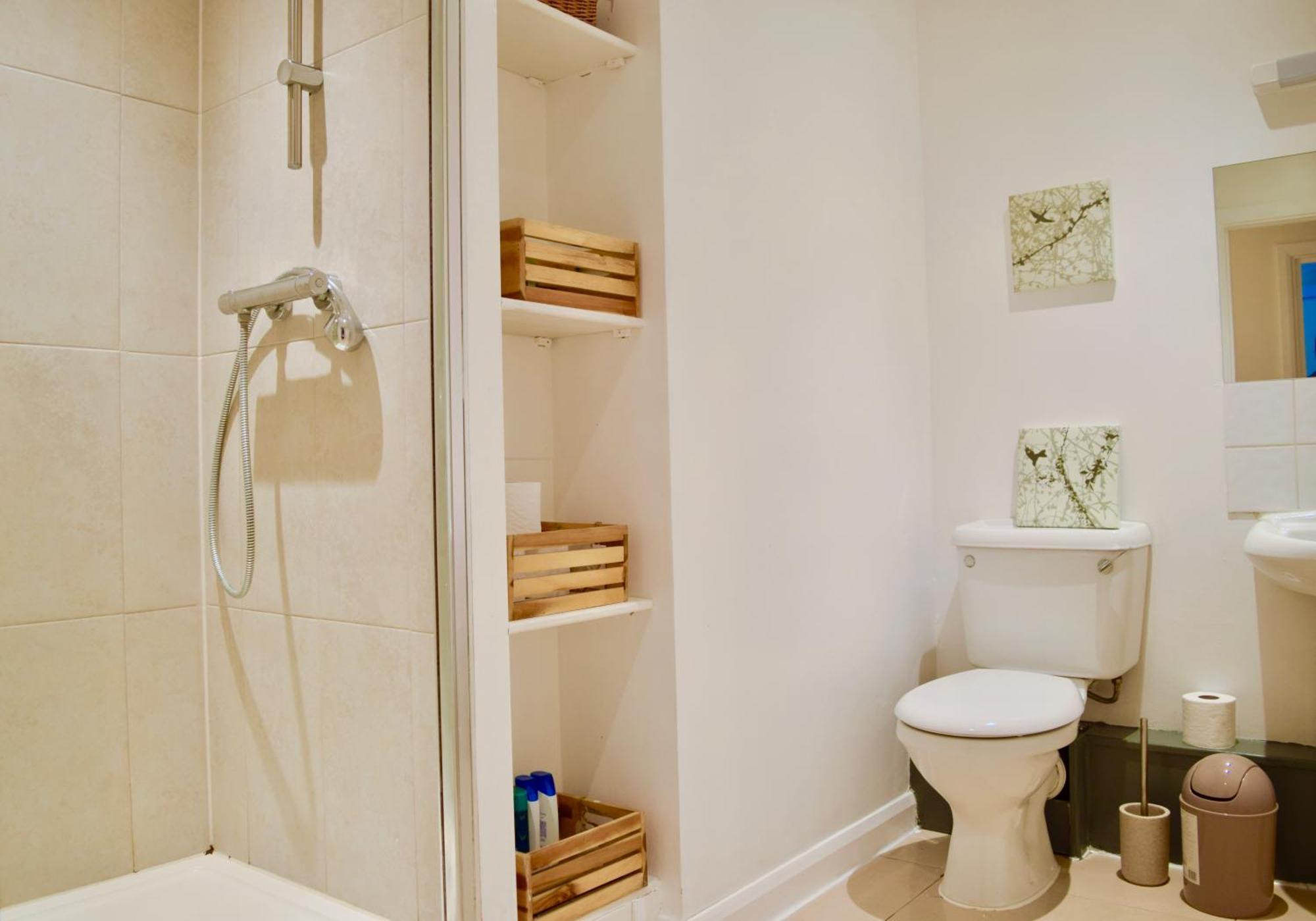 Stylish And Homely 4 Bedroom Home In East London Eksteriør billede