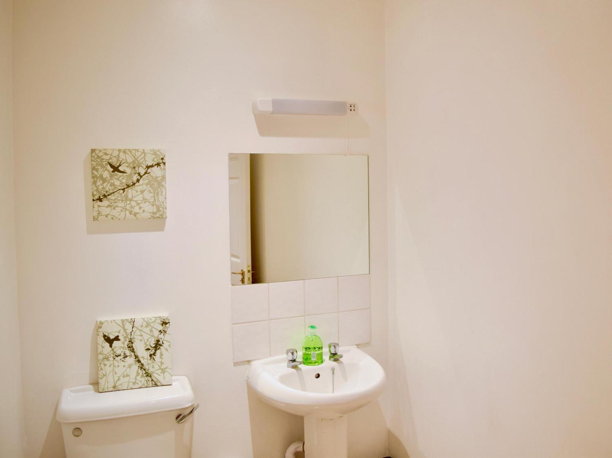 Stylish And Homely 4 Bedroom Home In East London Eksteriør billede