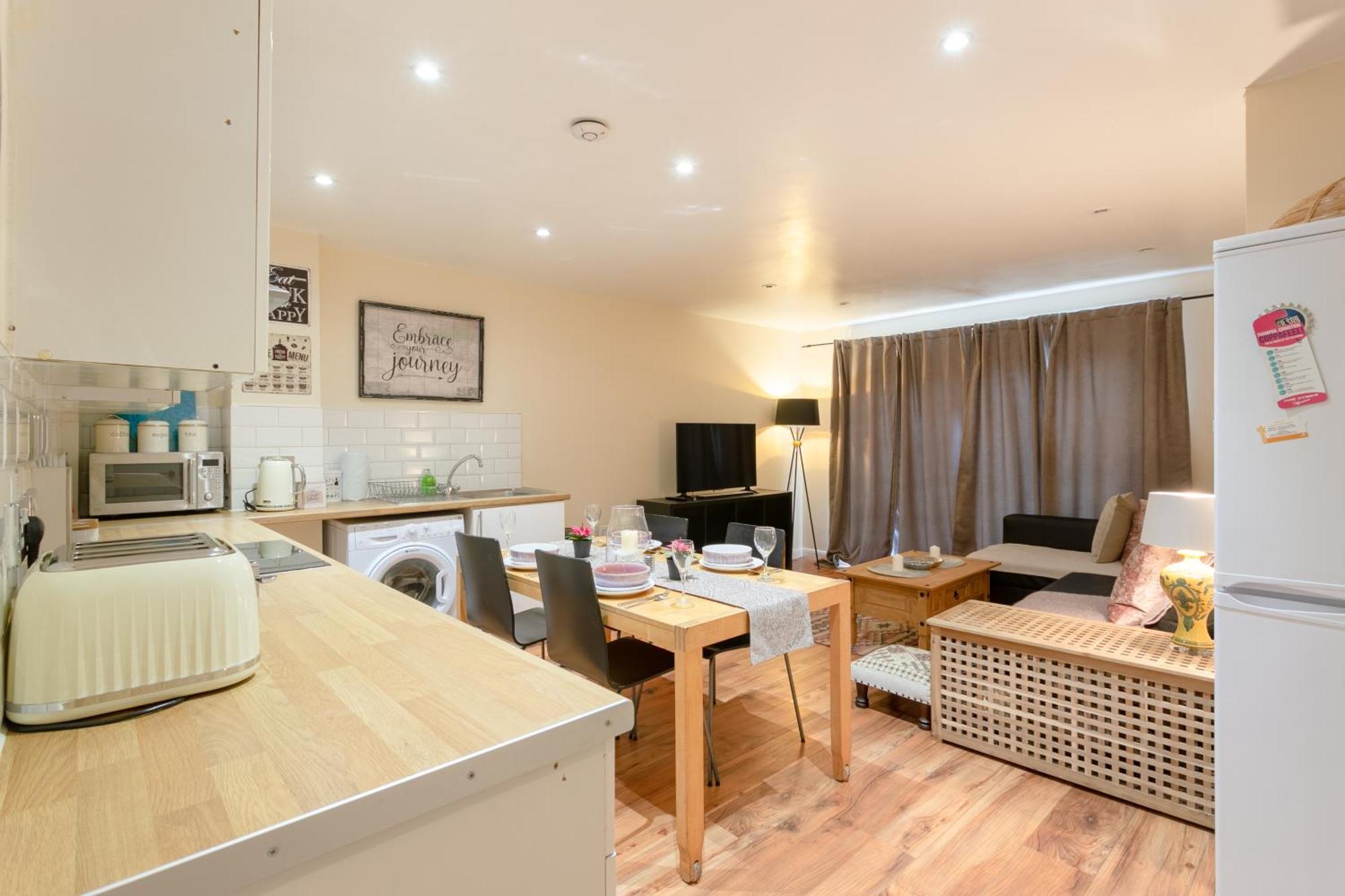 Stylish And Homely 4 Bedroom Home In East London Eksteriør billede
